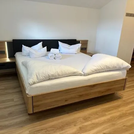 Deluxe Bader * Έρβαλντ