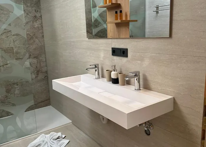 Deluxe Bader アパート *