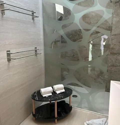 Deluxe Bader アパート