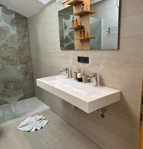 Deluxe Bader アパート *